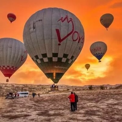 Excursión-en-globo-a-Capadocia-Cappadocia-Balloon-Tour-turkeytour-turquia-travel (1)