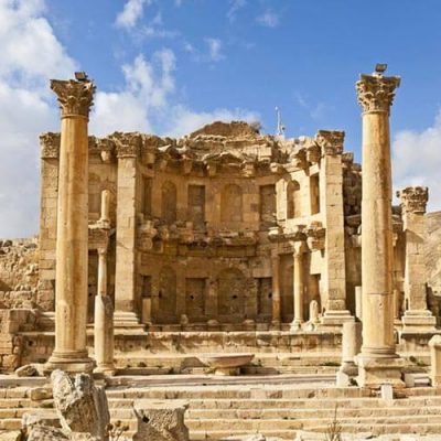 House-of-the-Virgin-Mary-Ephesus-Ancient-City-and-the-Temple-of-Artemis-Diana-turkey-travel-ephesus-tour-puravida-viajes-agency